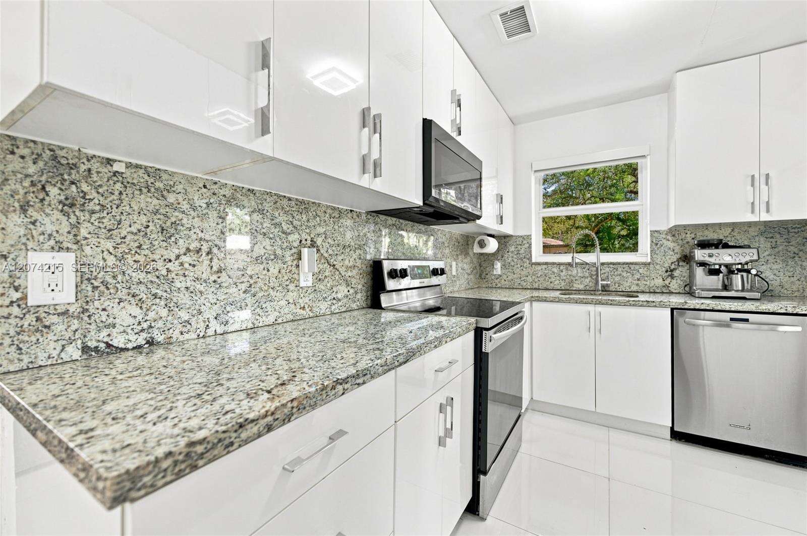 367 86th St, El Portal, FL 33138 - For Sale photo 11
