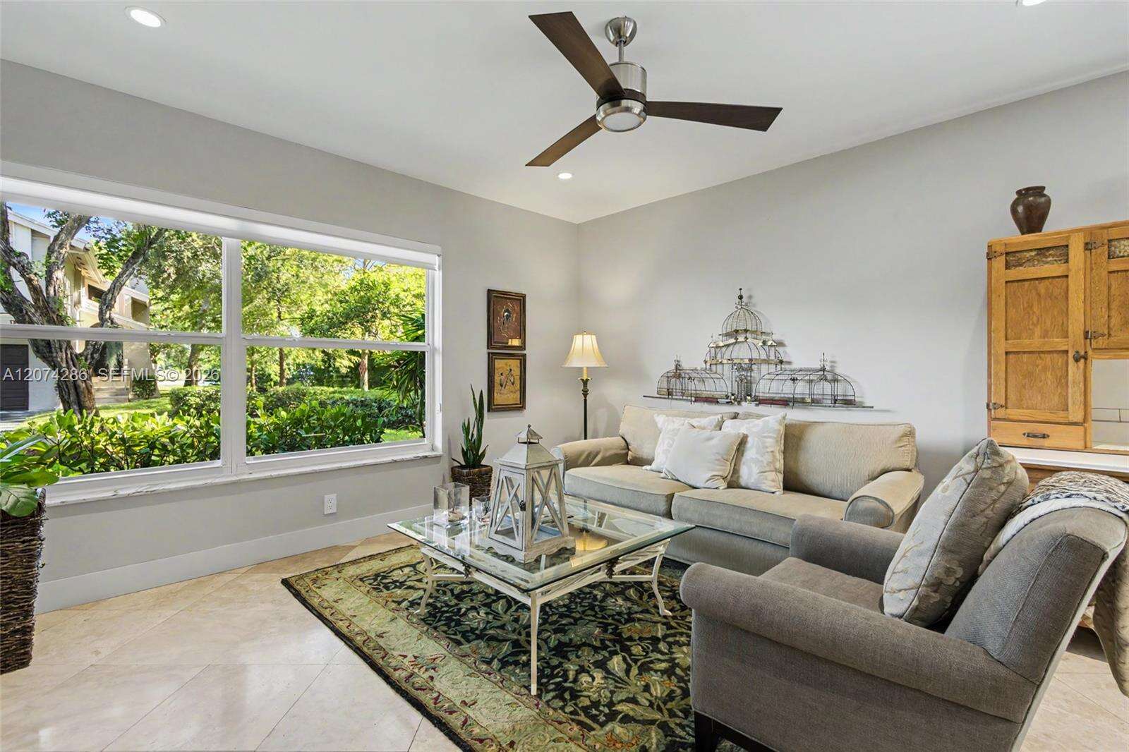 13 Dogwood Rd, Hollywood, FL 33021 - For Sale photo 11