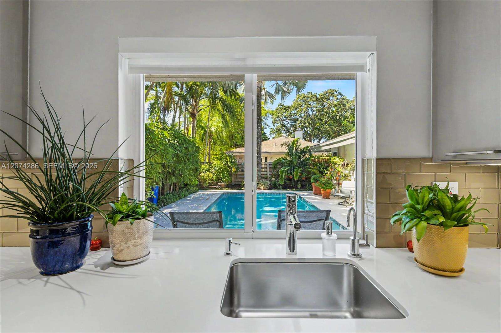 13 Dogwood Rd, Hollywood, FL 33021 - For Sale photo 15