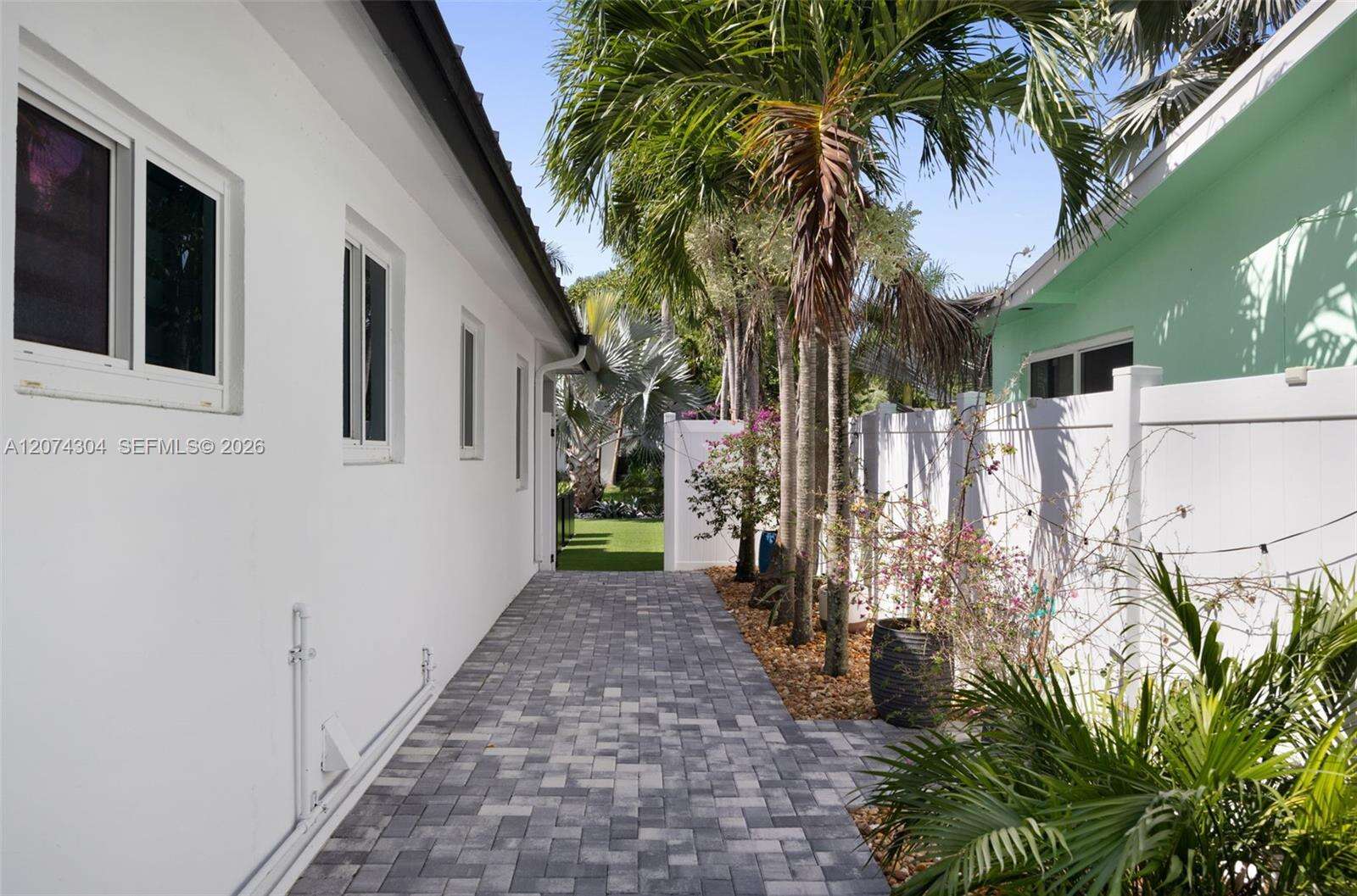 1353 Van Buren St, Hollywood, FL 33019 - For Sale photo 24