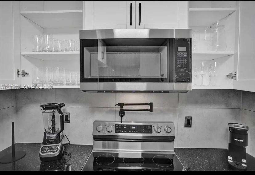 302 9th St, Hallandale Beach, FL 33009 - For Sale photo 11