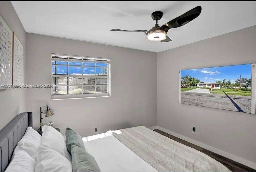 302 9th St, Hallandale Beach, FL 33009 - For Sale photo 23