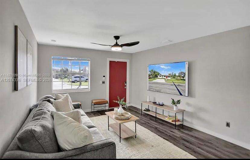 302 9th St, Hallandale Beach, FL 33009 - For Sale photo 4