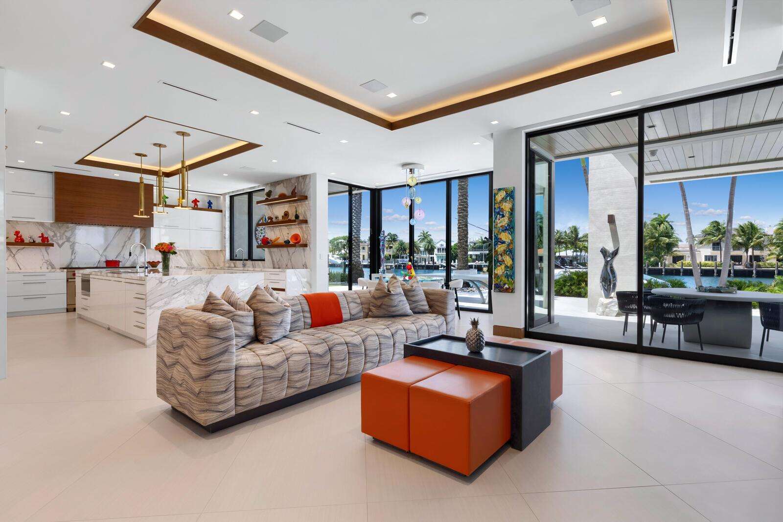 200 Fiesta, Fort Lauderdale, FL 33301 - For Sale photo 3