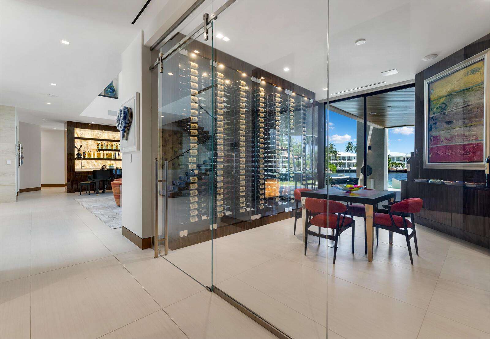 200 Fiesta, Fort Lauderdale, FL 33301 - For Sale photo 4