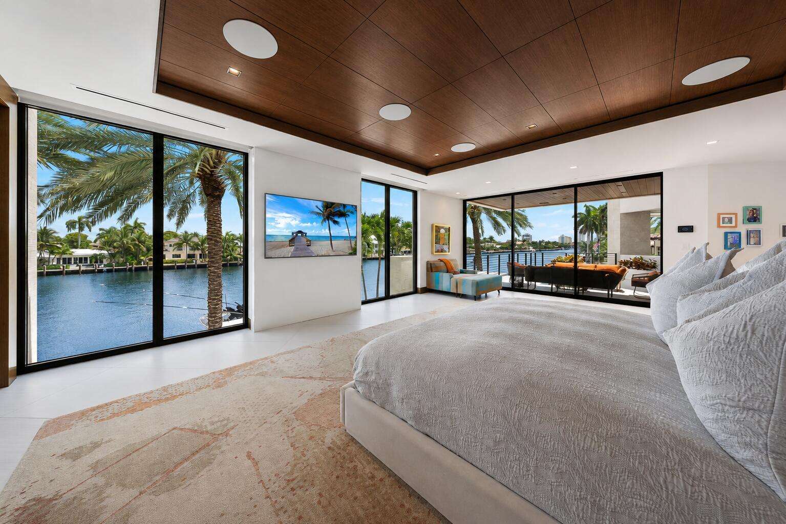 200 Fiesta, Fort Lauderdale, FL 33301 - For Sale photo 5