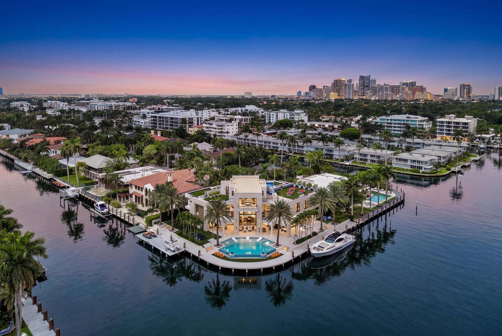 200 Fiesta, Fort Lauderdale, FL 33301 - For Sale photo 59