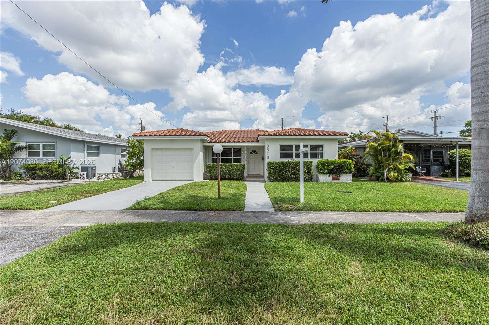 3513 Polk St, Hollywood, FL 33021 - For Sale photo 2