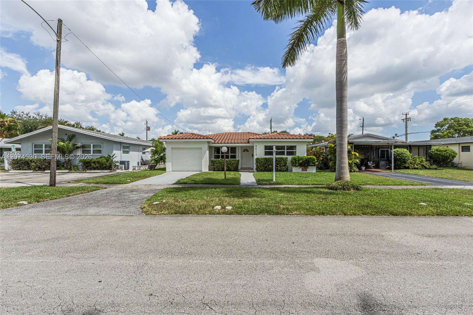 3513 Polk St, Hollywood, FL 33021 - For Sale photo 3
