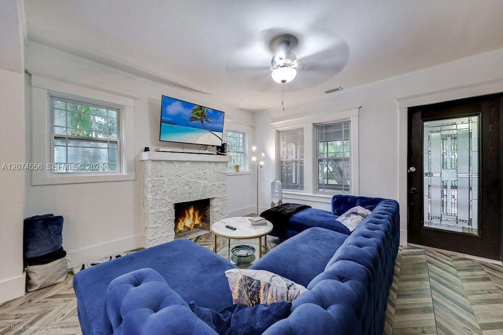 46 43rd St, Miami, FL 33137 - For Sale photo 4