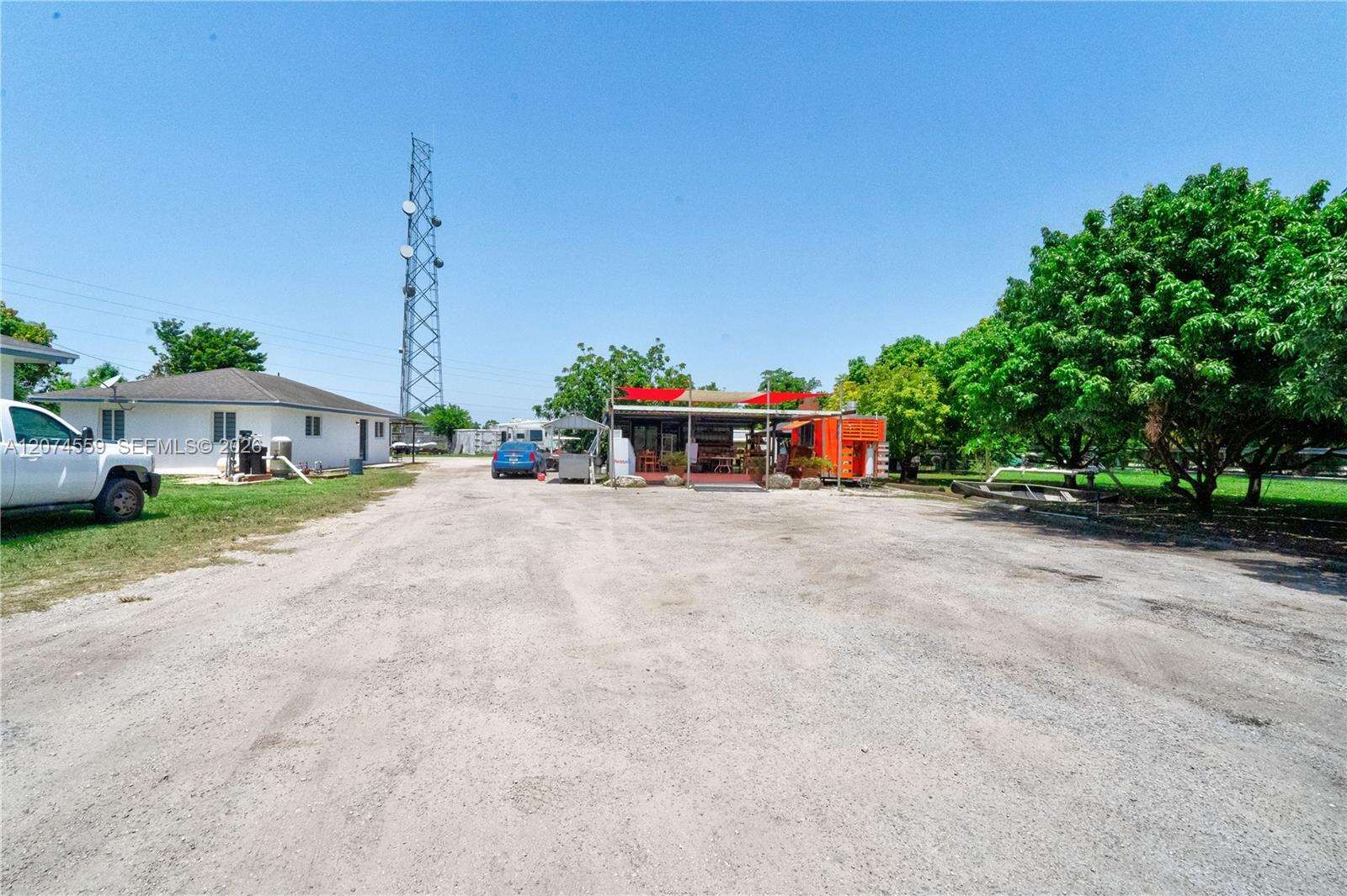 19651 168th St, Miami, FL 33187 - For Sale photo 24