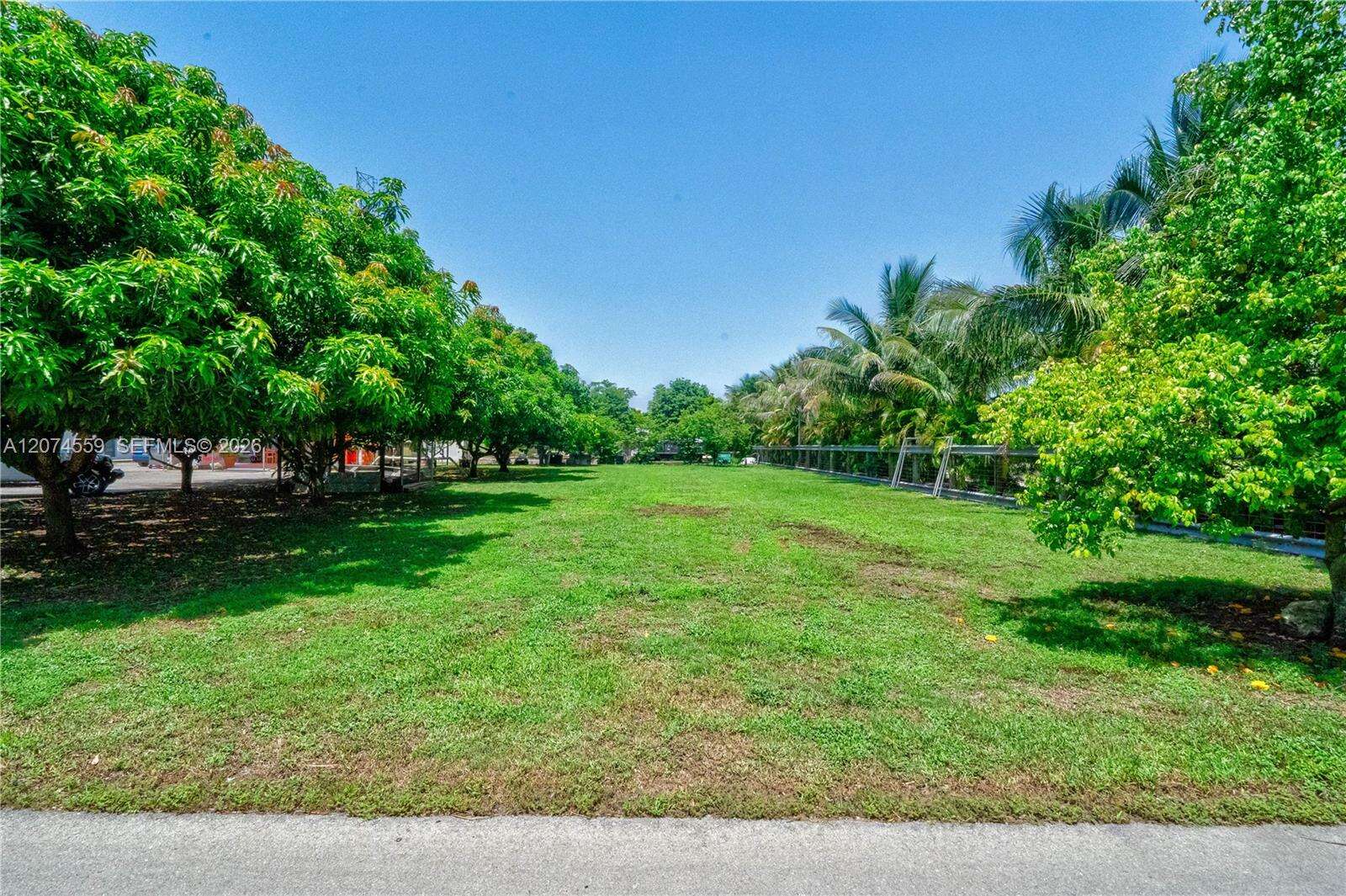 19651 168th St, Miami, FL 33187 - For Sale photo 40
