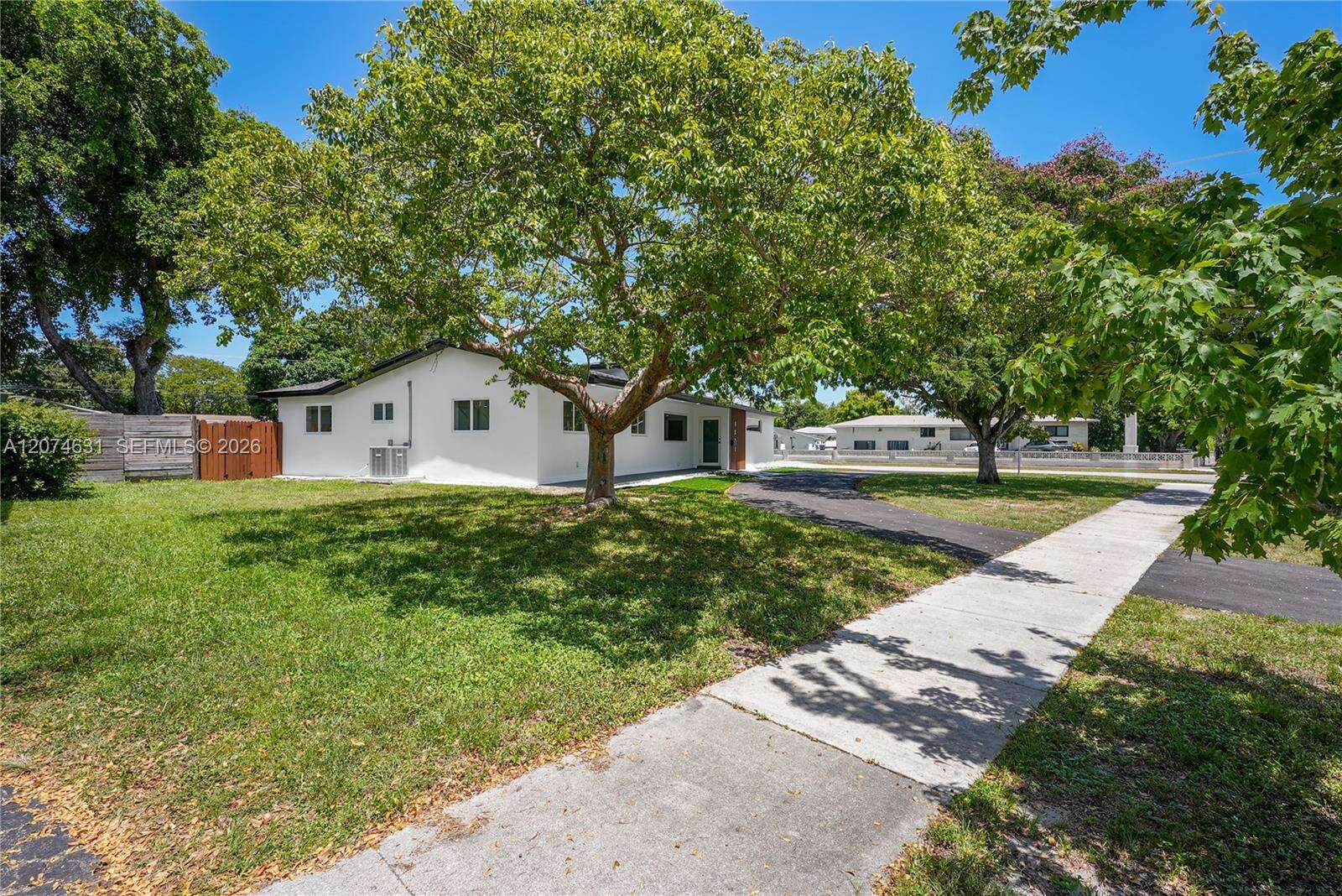 4801 Tyler St, Hollywood, FL 33021 - For Sale photo 38