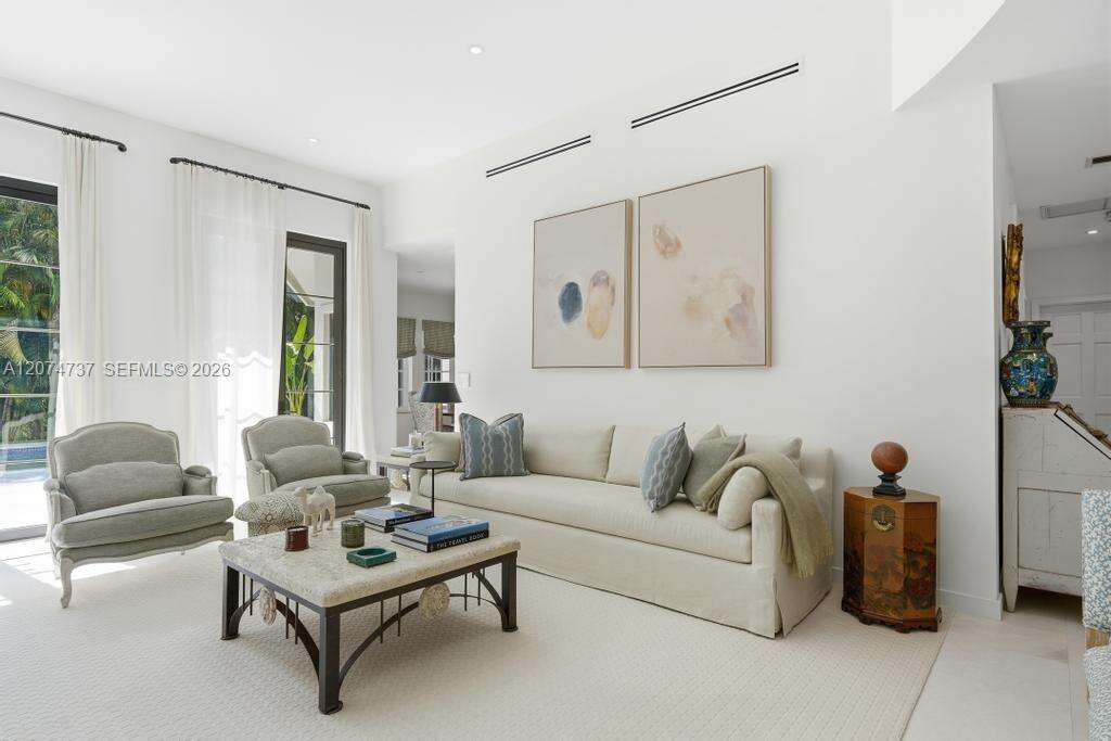 2532 Lake Ave, Miami Beach, FL 33140 - For Sale photo 42