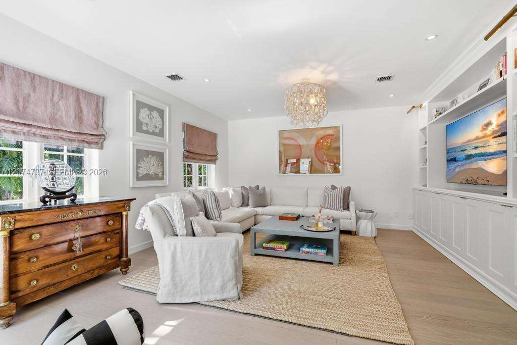 2532 Lake Ave, Miami Beach, FL 33140 - For Sale photo 52