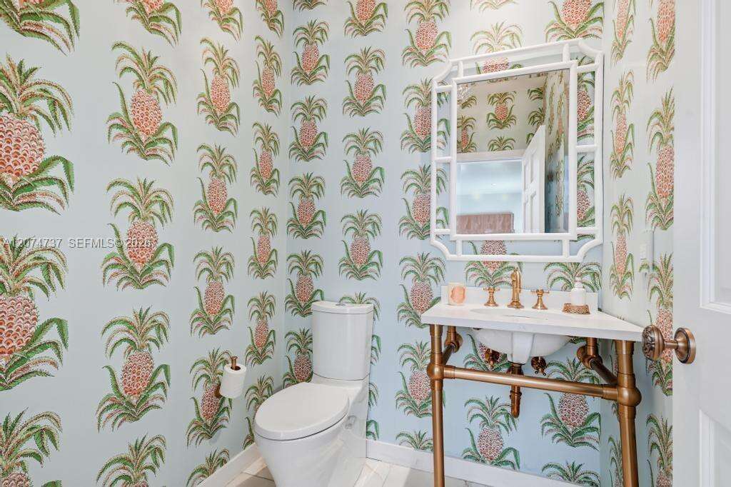 2532 Lake Ave, Miami Beach, FL 33140 - For Sale photo 56