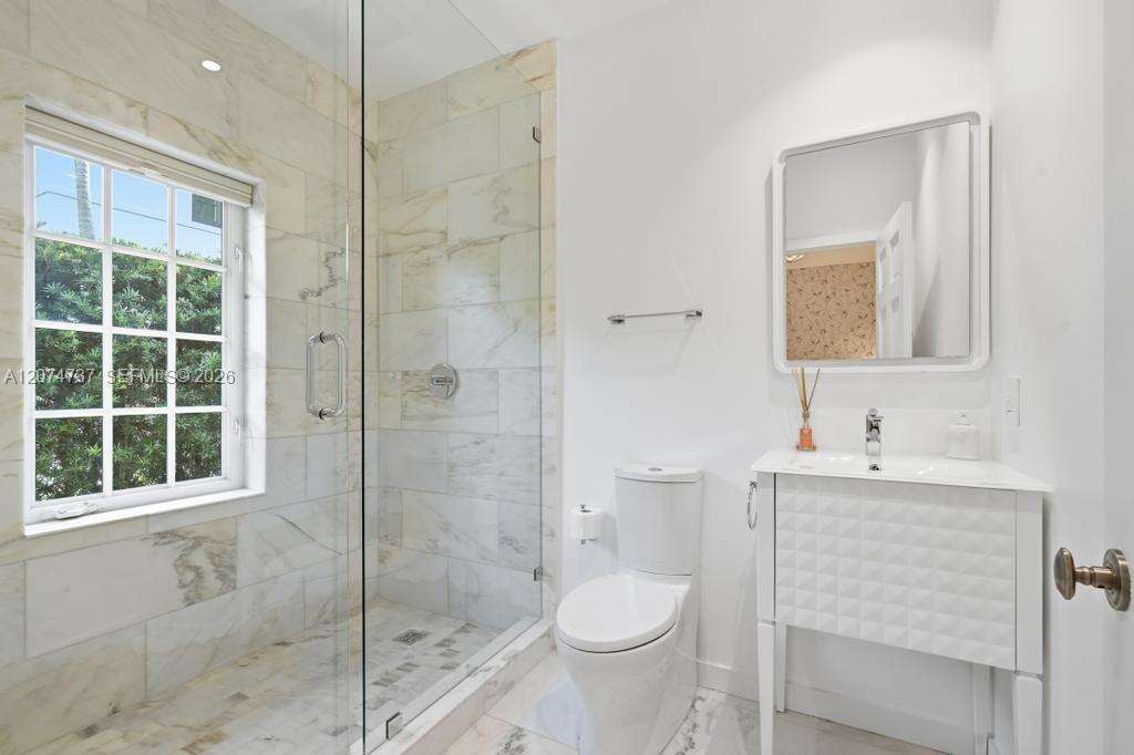 2532 Lake Ave, Miami Beach, FL 33140 - For Sale photo 67