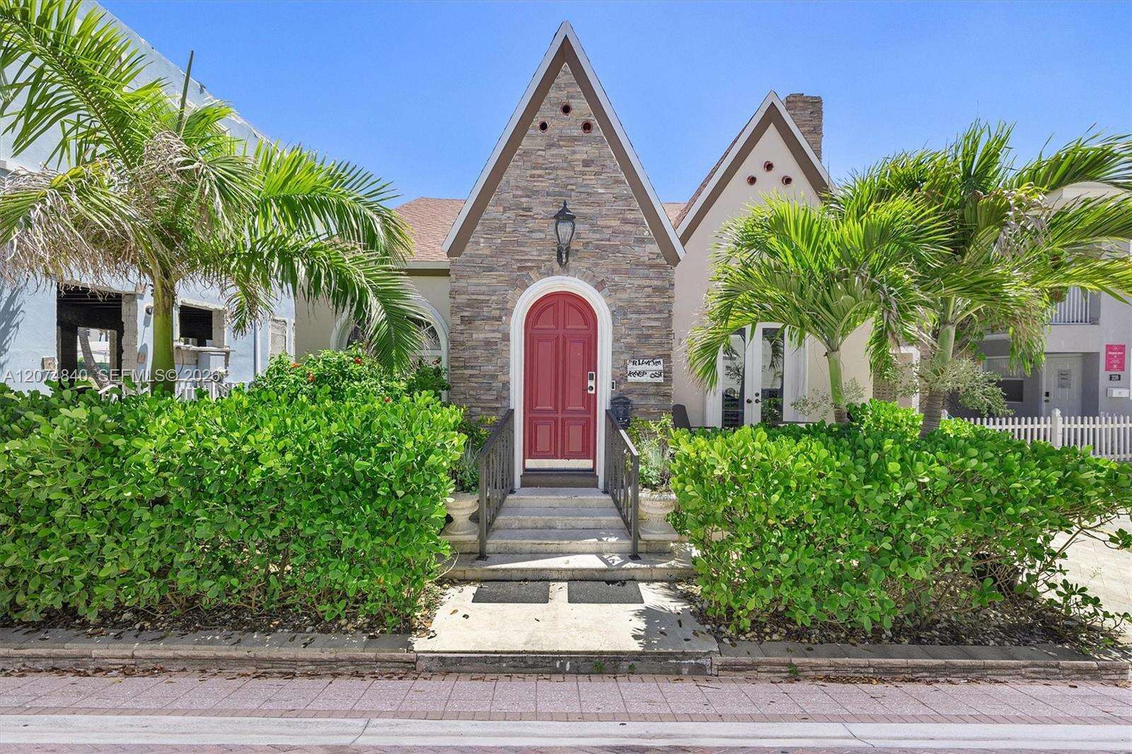 312 Fillmore St, Hollywood, FL 33019 - For Sale photo 7