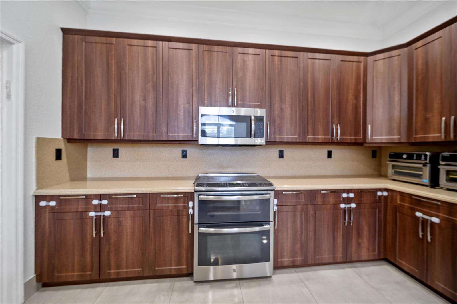4916 38th, Hollywood, FL 33312 - For Sale photo 7