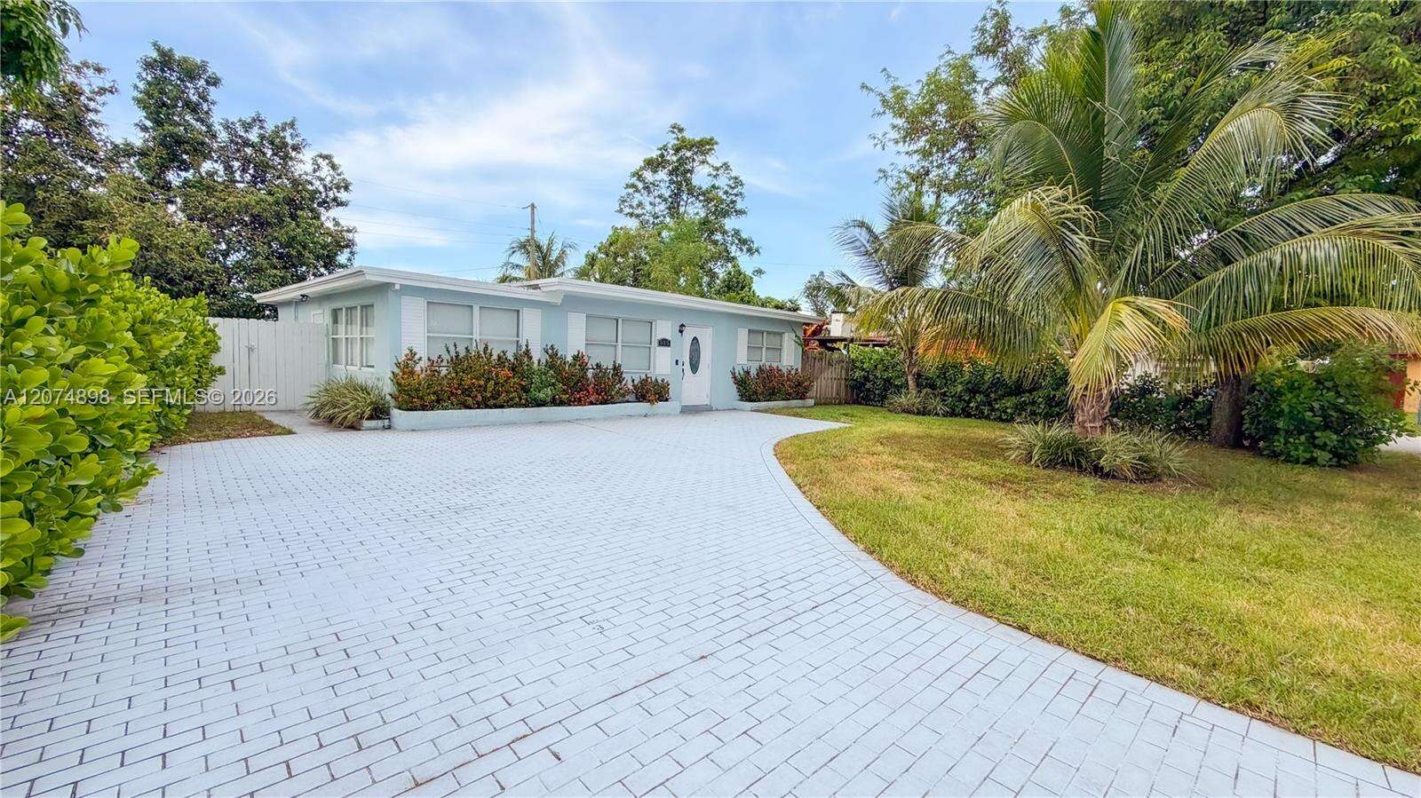 515 61st Ter, Hollywood, FL 33023 - For Sale photo 1