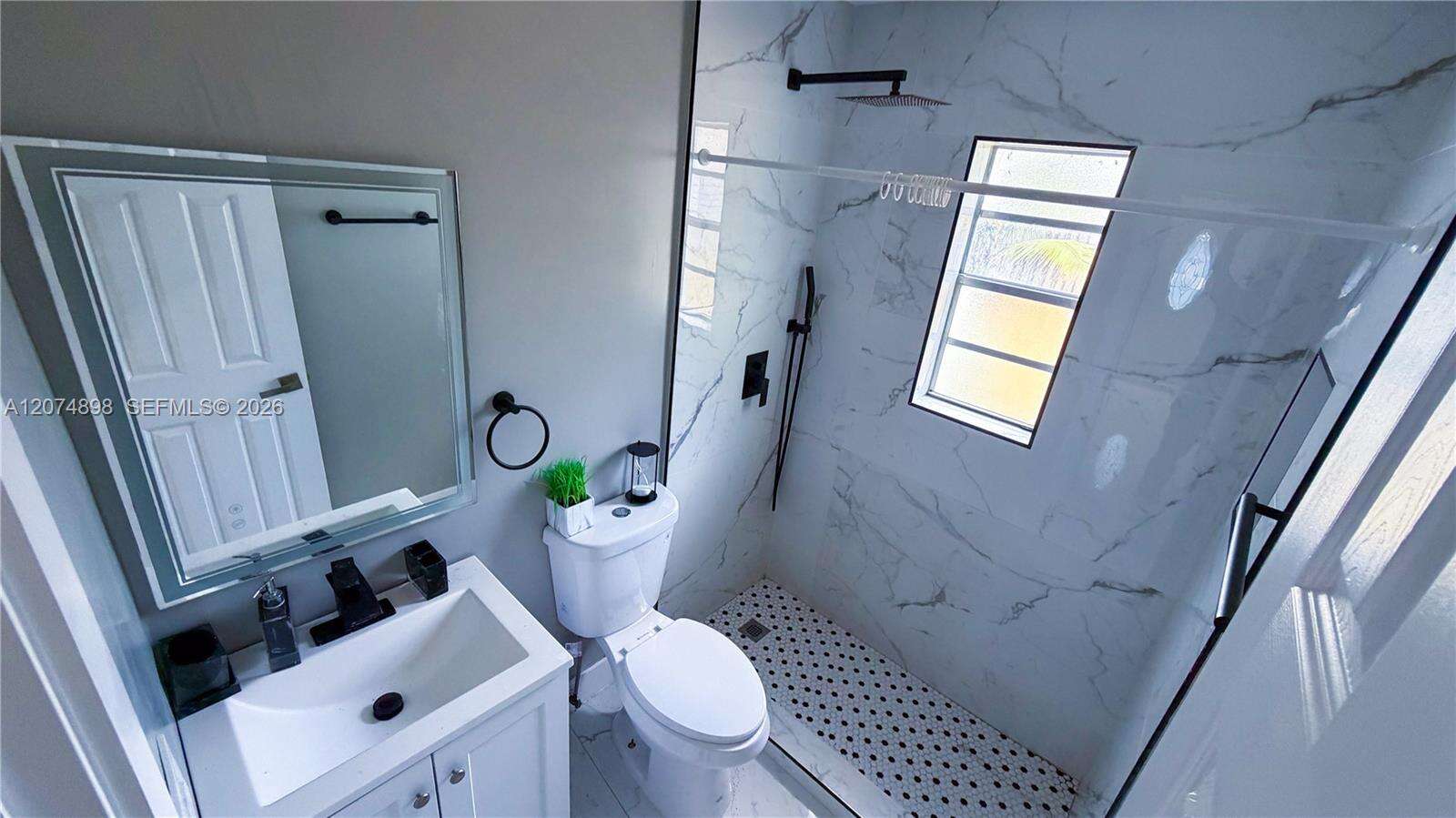 515 61st Ter, Hollywood, FL 33023 - For Sale photo 17