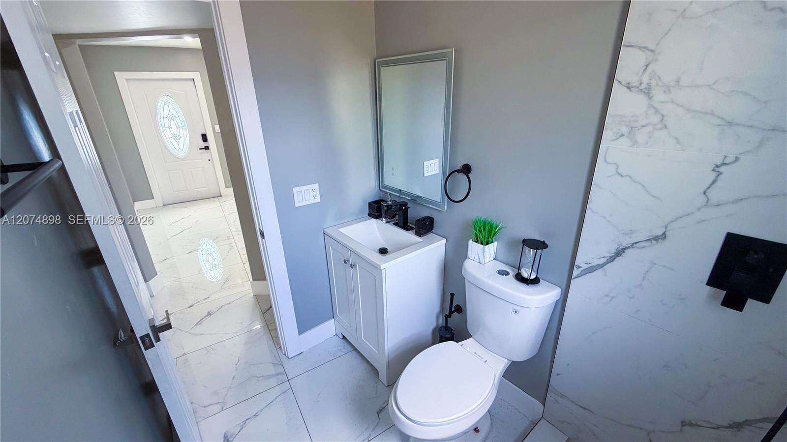 515 61st Ter, Hollywood, FL 33023 - For Sale photo 18