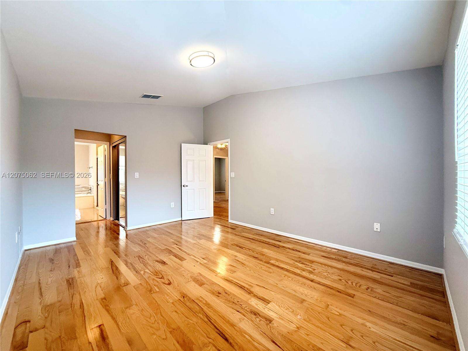 1140 Oysterwood St, Hollywood, FL 33019 - For Sale photo 17