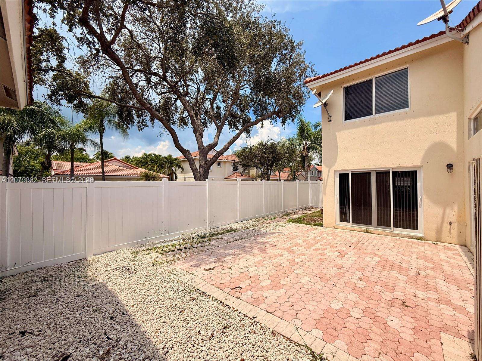 1140 Oysterwood St, Hollywood, FL 33019 - For Sale photo 31