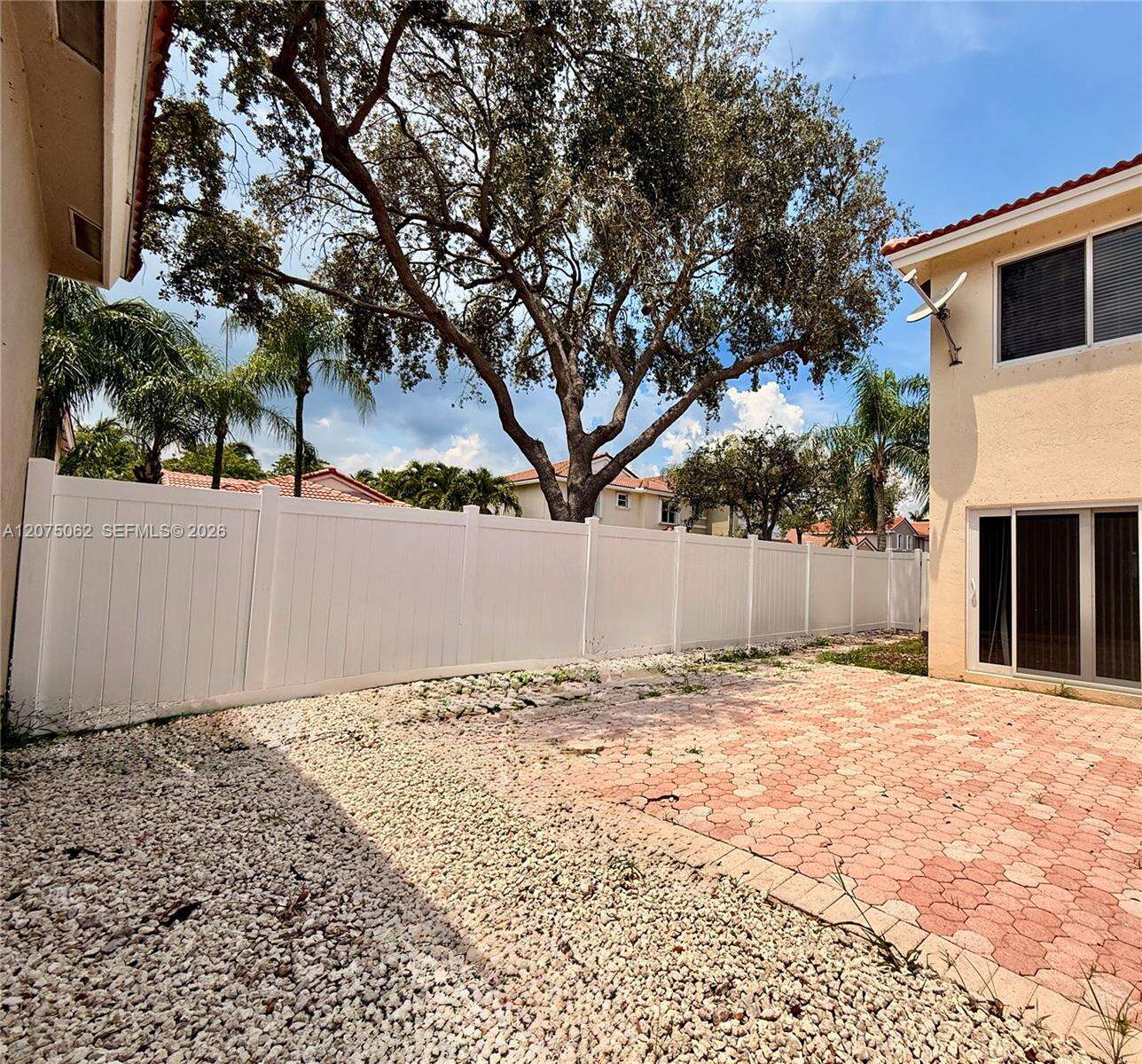 1140 Oysterwood St, Hollywood, FL 33019 - For Sale photo 32