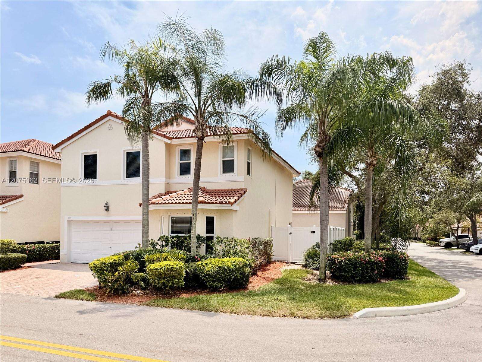 1140 Oysterwood St, Hollywood, FL 33019 - For Sale photo 36