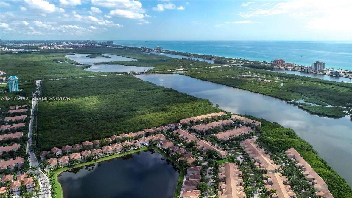 1140 Oysterwood St, Hollywood, FL 33019 - For Sale photo 42