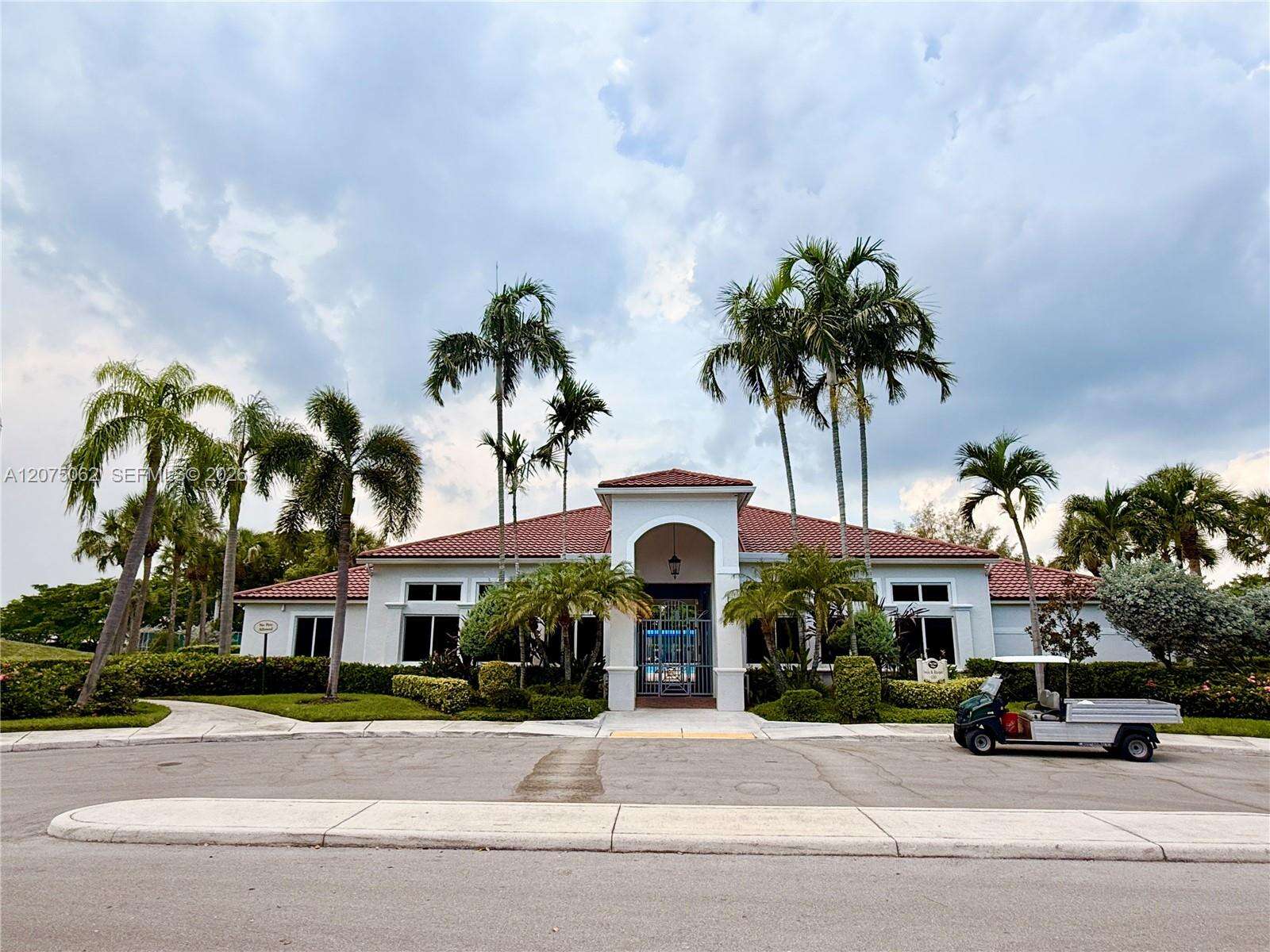 1140 Oysterwood St, Hollywood, FL 33019 - For Sale photo 46