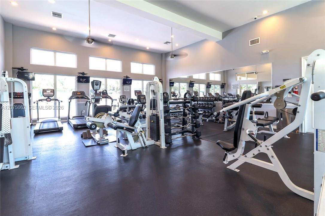 1140 Oysterwood St, Hollywood, FL 33019 - For Sale photo 50