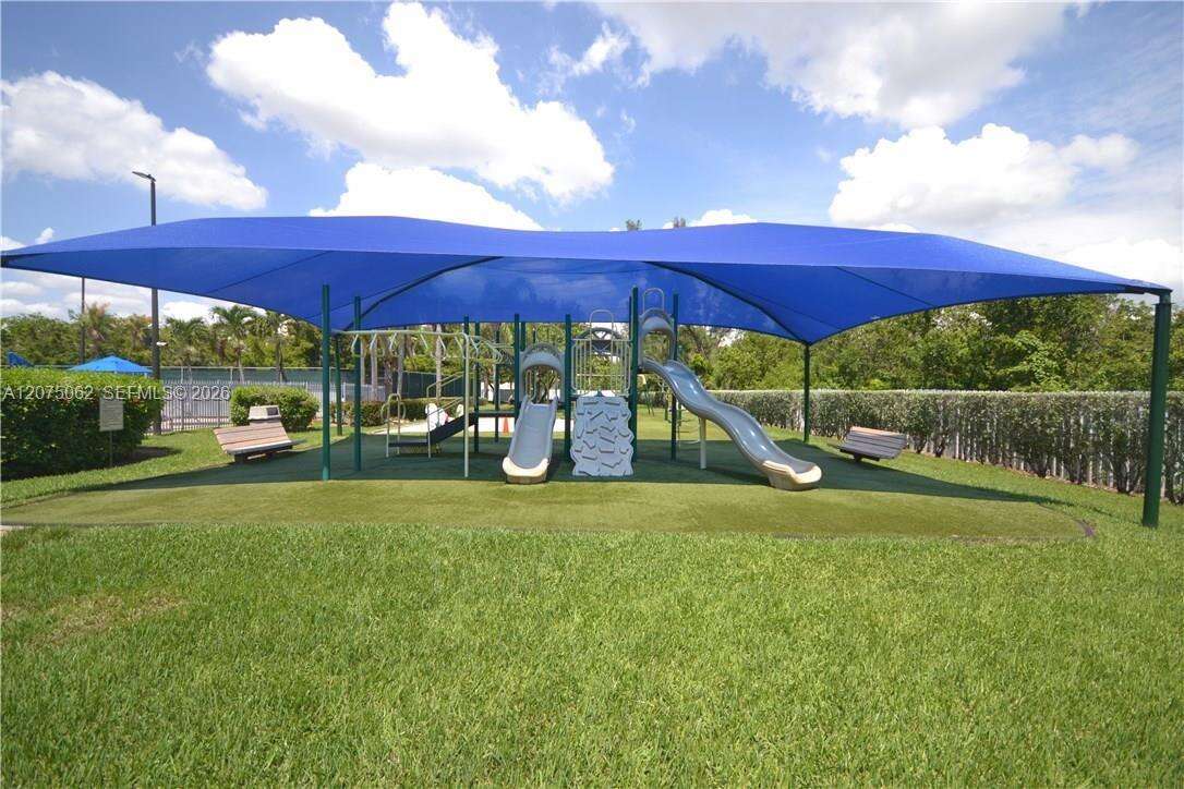 1140 Oysterwood St, Hollywood, FL 33019 - For Sale photo 51