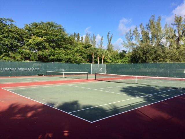 1140 Oysterwood St, Hollywood, FL 33019 - For Sale photo 53