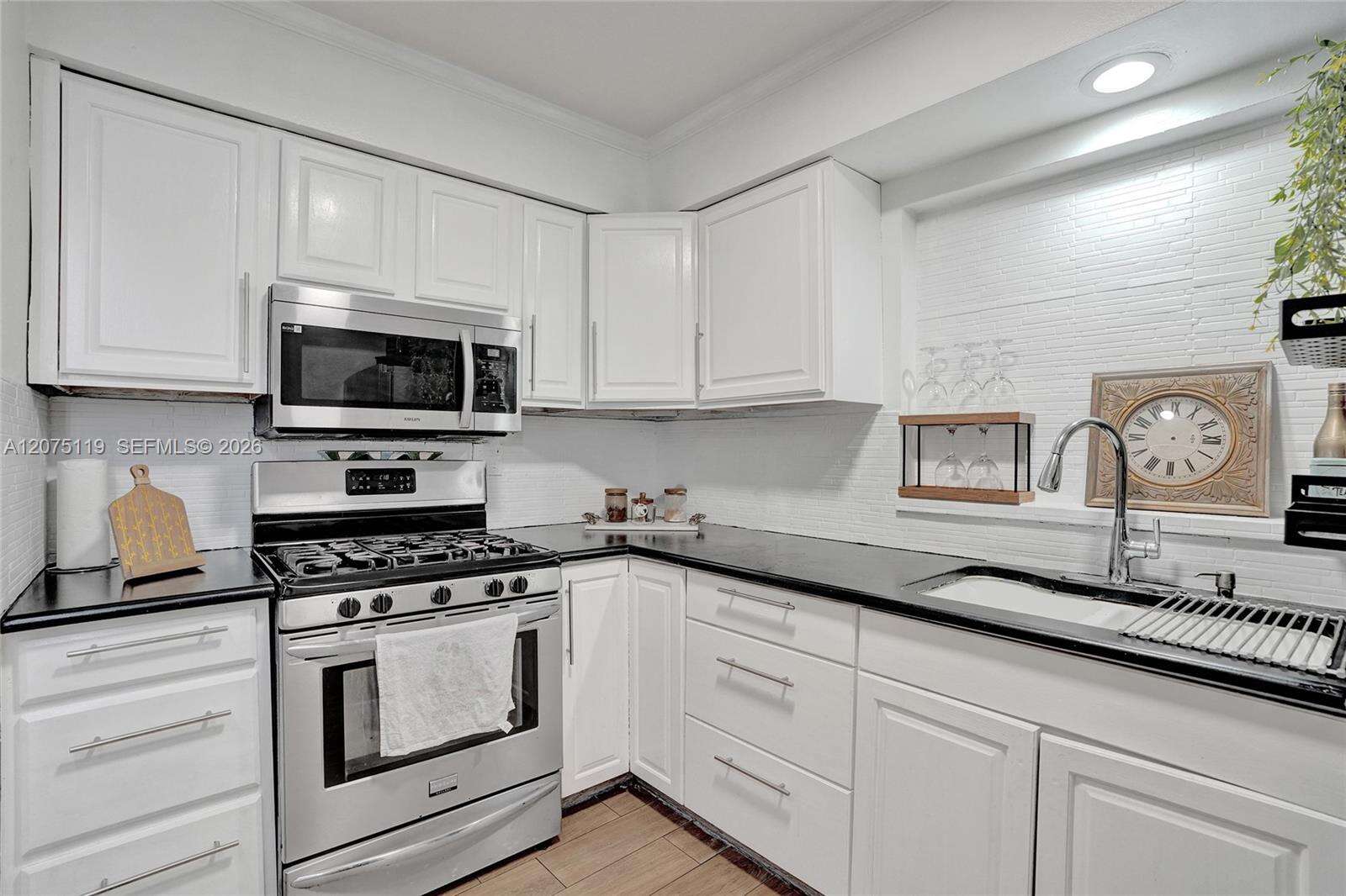 2701 Garfield St, Hollywood, FL 33020 - For Sale photo 11
