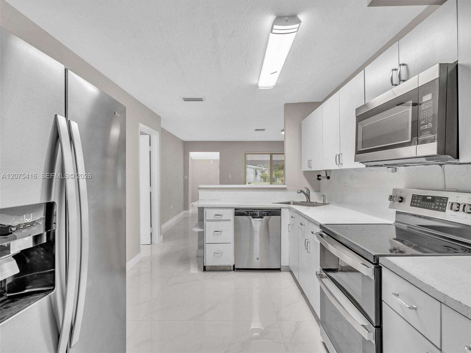 6800 Raleigh St, Hollywood, FL 33024 - For Sale photo 10