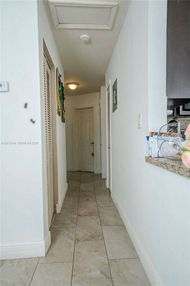 6944 10th Ct, Pembroke Pines, FL 33023 - For Sale photo 13