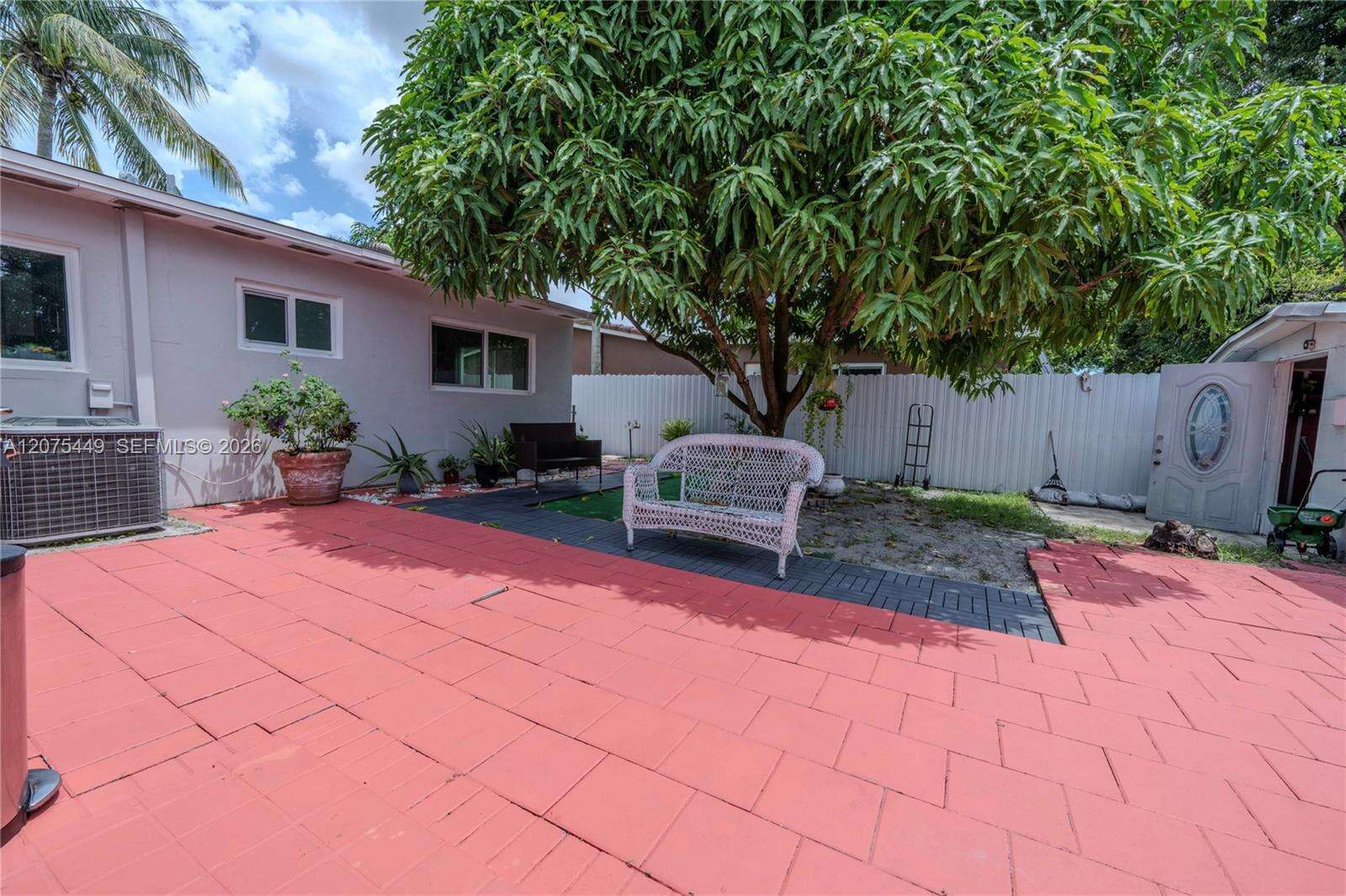 6944 10th Ct, Pembroke Pines, FL 33023 - For Sale photo 26