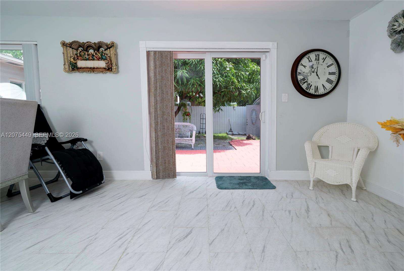 6944 10th Ct, Pembroke Pines, FL 33023 - For Sale photo 4