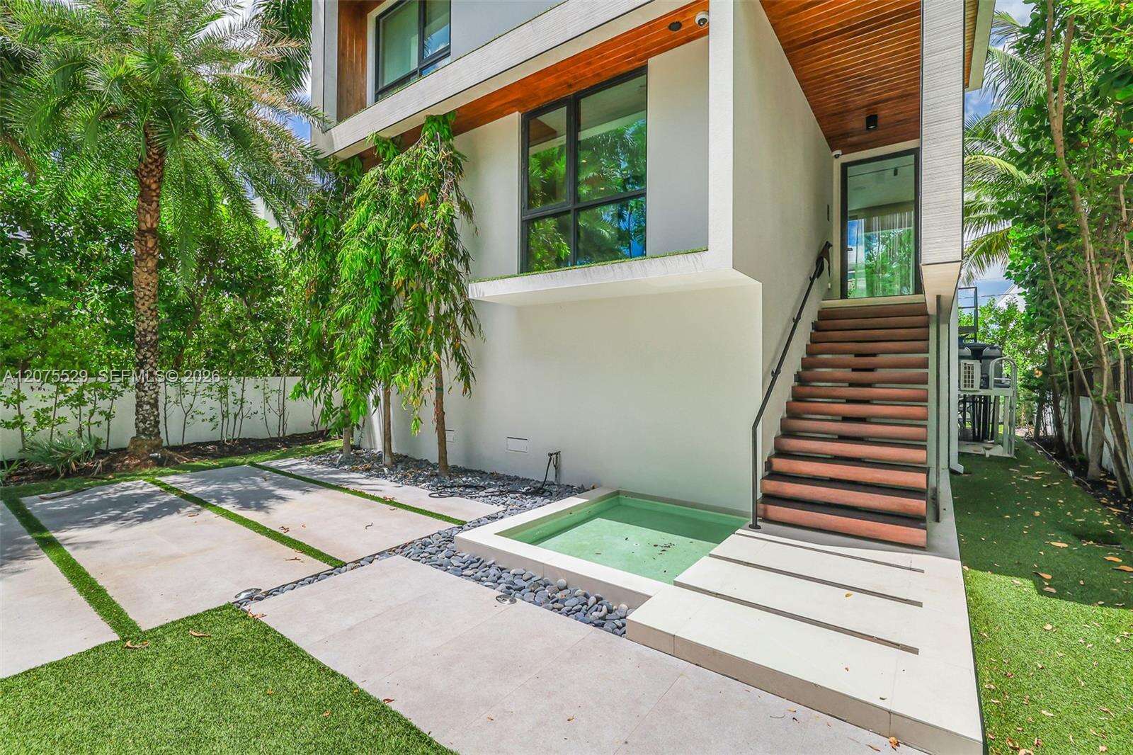 288 Palm Ave, Miami Beach, FL 33139 - For Sale photo 3