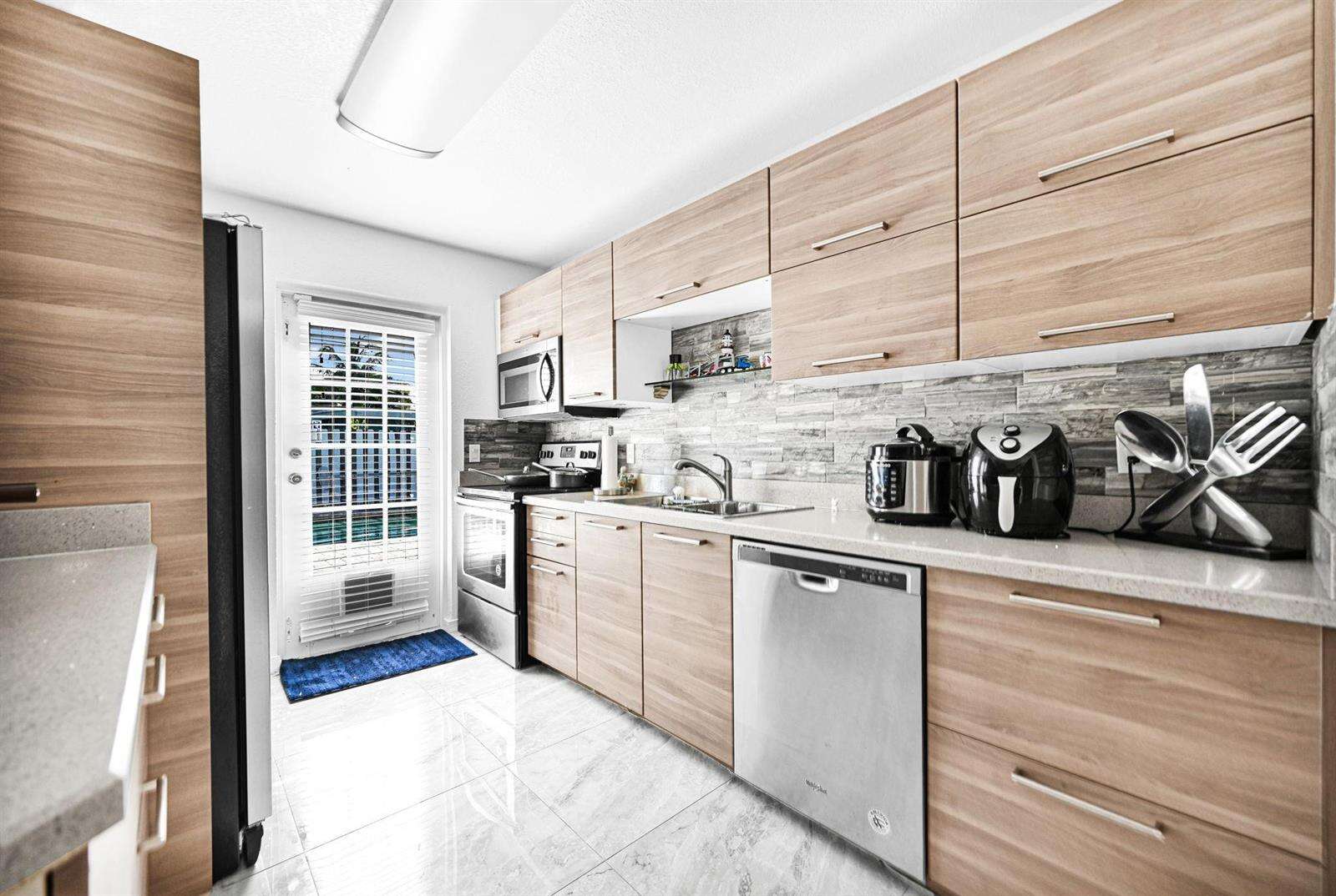 2171 36th, Fort Lauderdale, FL 33312 - For Sale photo 22