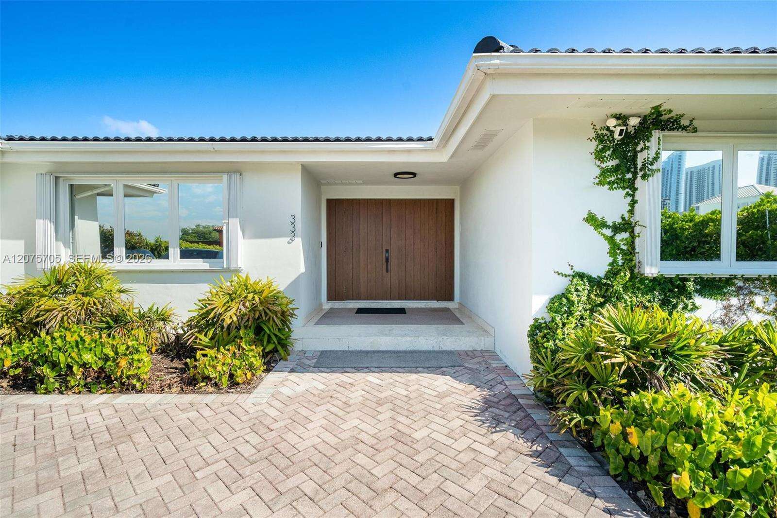 333 Atlantic Ave, Sunny Isles Beach, FL 33160 - For Sale photo 18
