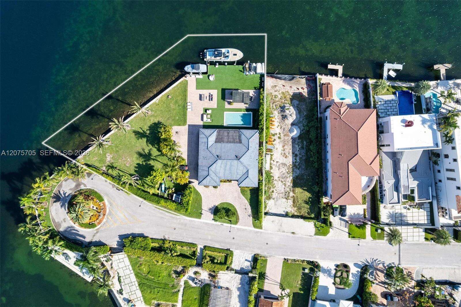 333 Atlantic Ave, Sunny Isles Beach, FL 33160 - For Sale photo 3