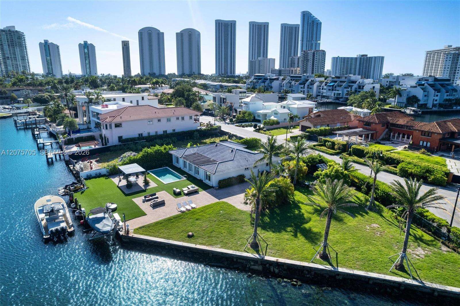 333 Atlantic Ave, Sunny Isles Beach, FL 33160 - For Sale photo 32