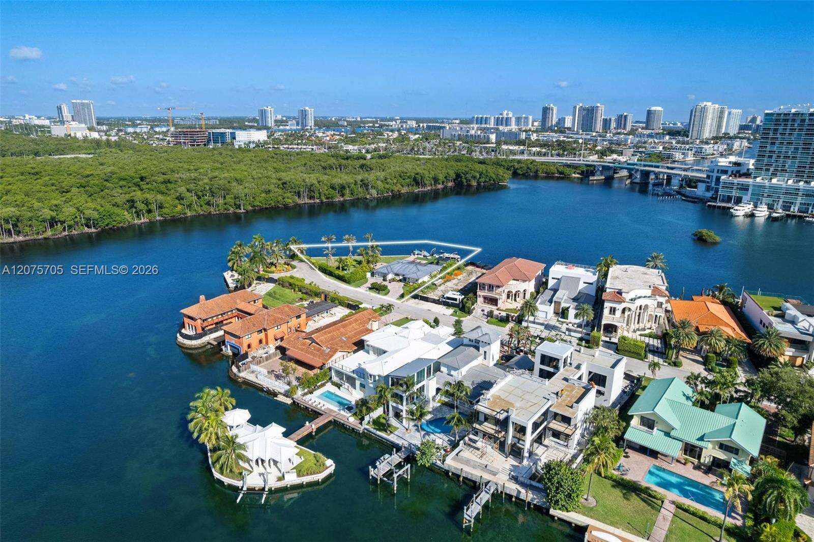 333 Atlantic Ave, Sunny Isles Beach, FL 33160 - For Sale photo 38
