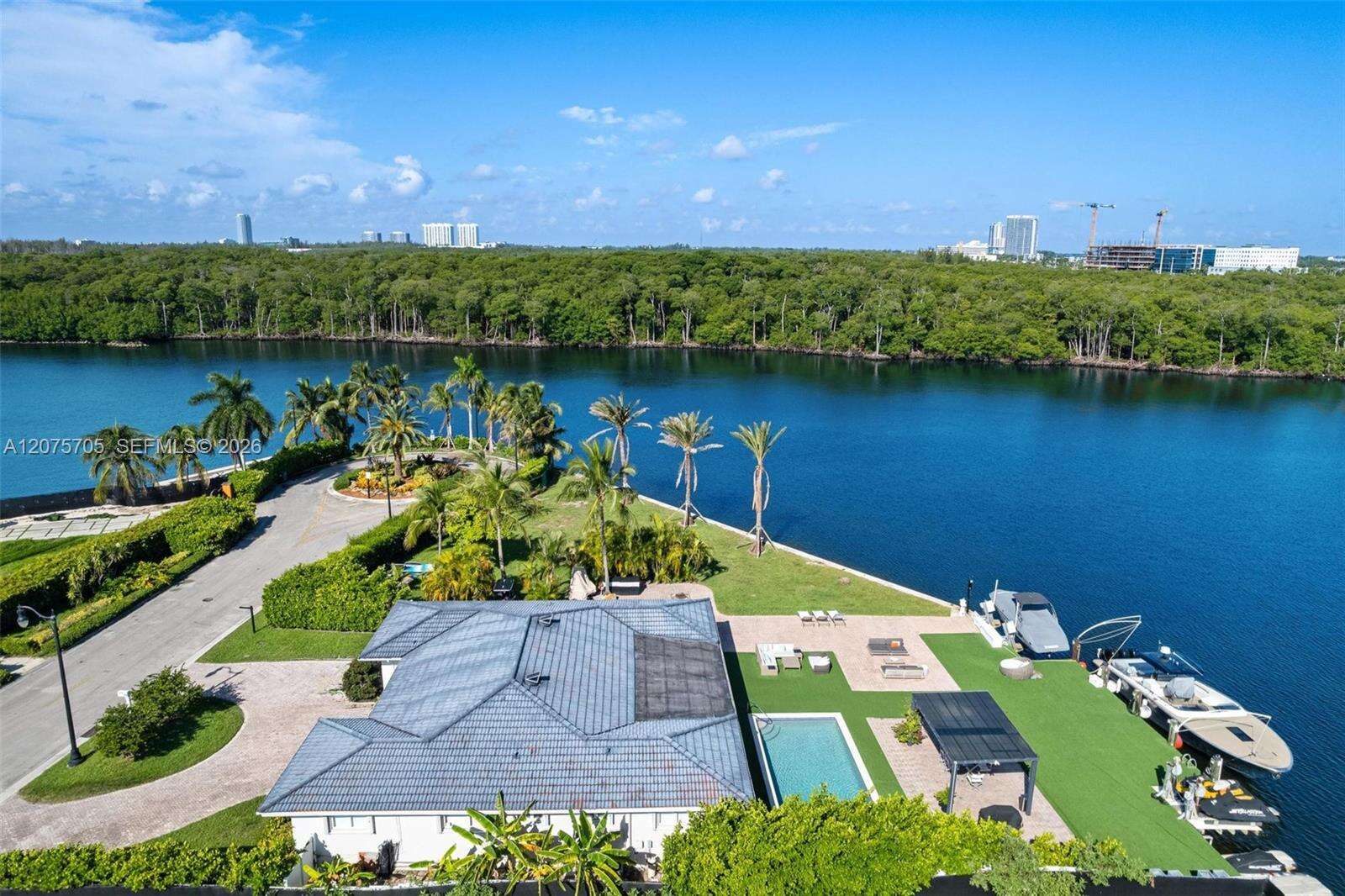 333 Atlantic Ave, Sunny Isles Beach, FL 33160 - For Sale photo 5