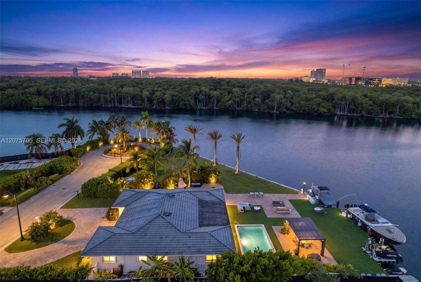 333 Atlantic Ave, Sunny Isles Beach, FL 33160 - For Sale photo 9