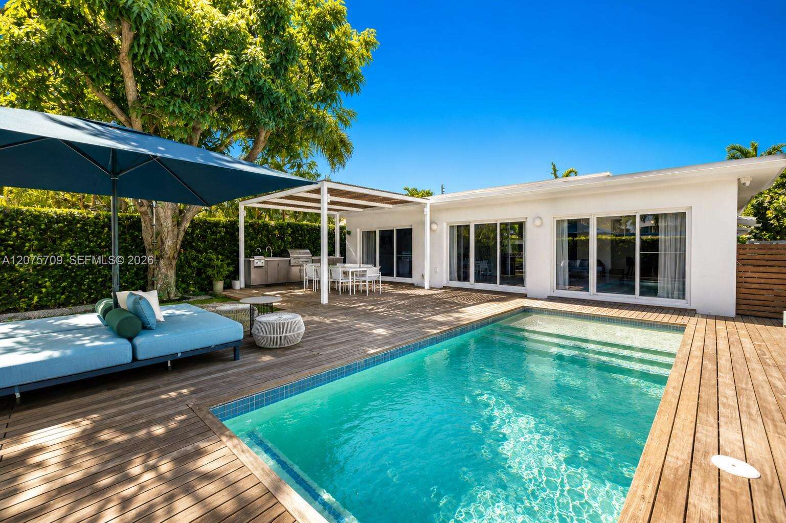1885 Daytonia Rd, Miami Beach, FL 33141 - For Sale photo 17