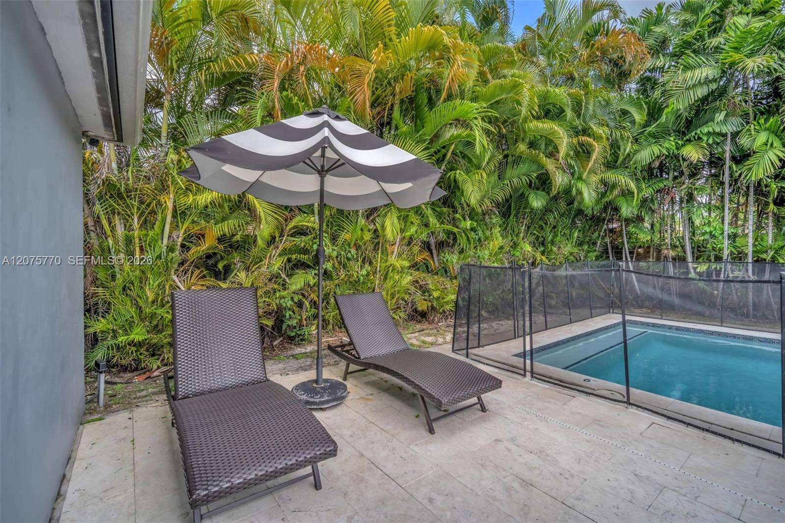 907 5th St, Hallandale Beach, FL 33009 - For Sale photo 24